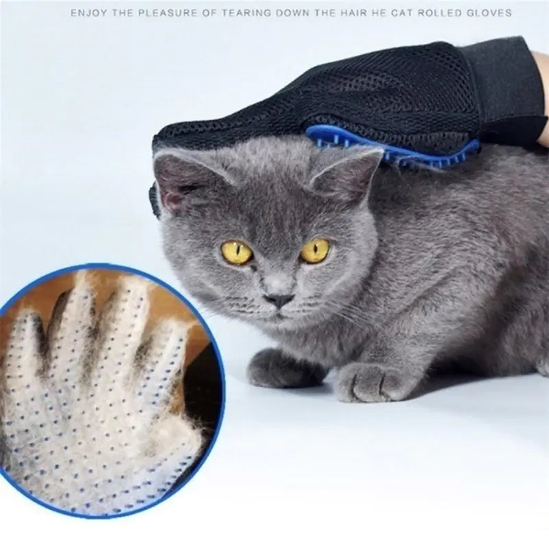 Pet Grooming Gloves – Gentle De-Shedding & Massage Mitts