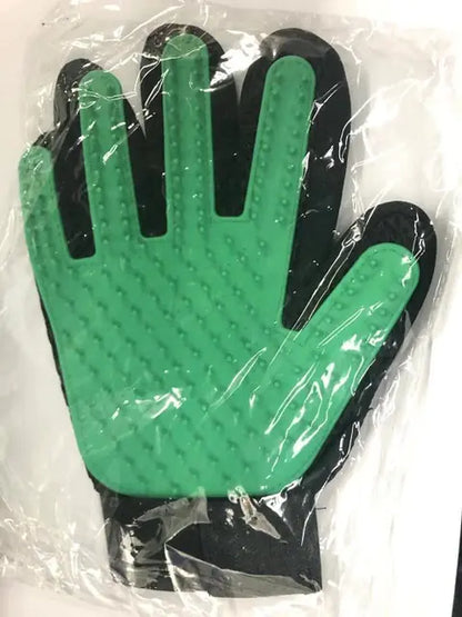 Pet Grooming Gloves – Gentle De-Shedding & Massage Mitts